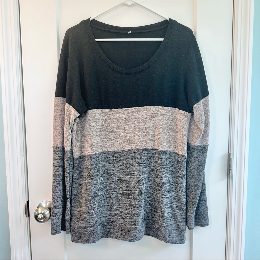 Colorblock Long Sleeve Top - Black and Gray